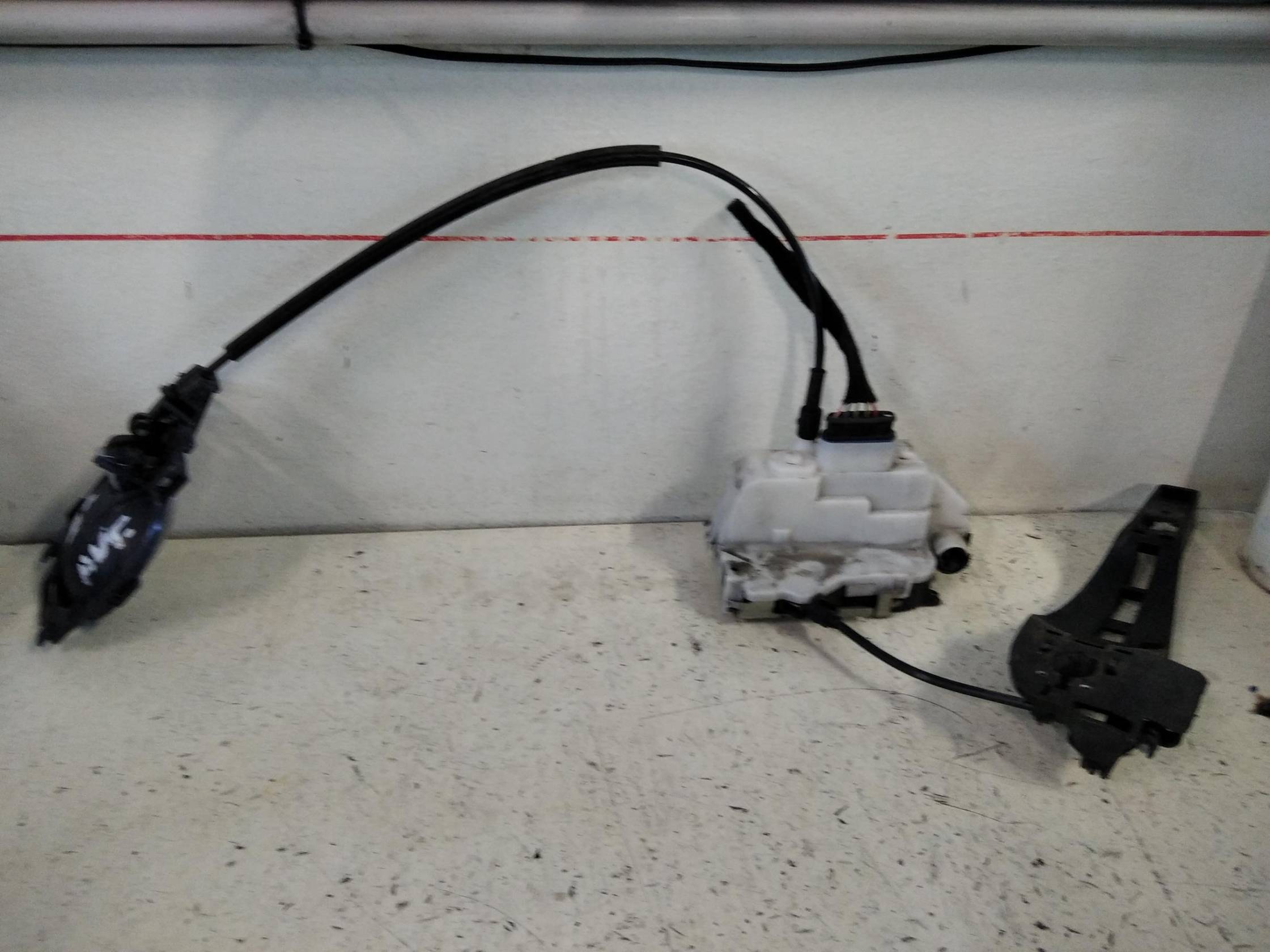 Serratura porta ant. sx.